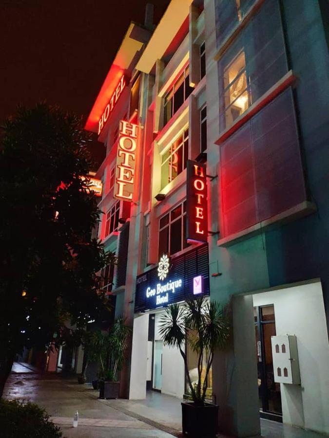 Geo Boutique Hotel - Seri Kembangan Exteriör bild