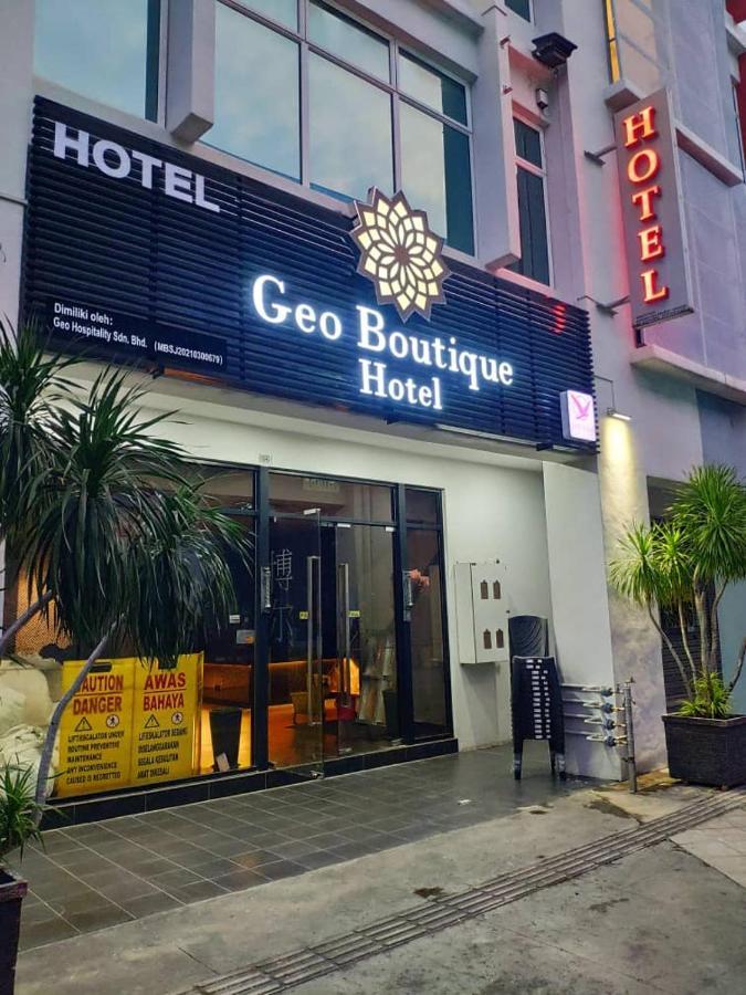 Geo Boutique Hotel - Seri Kembangan Exteriör bild