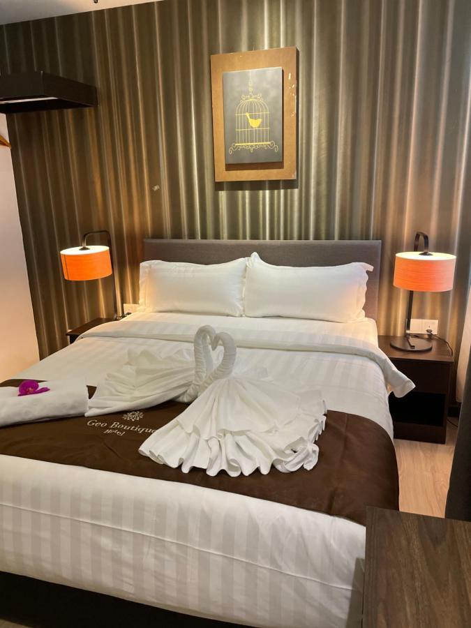 Geo Boutique Hotel - Seri Kembangan Exteriör bild